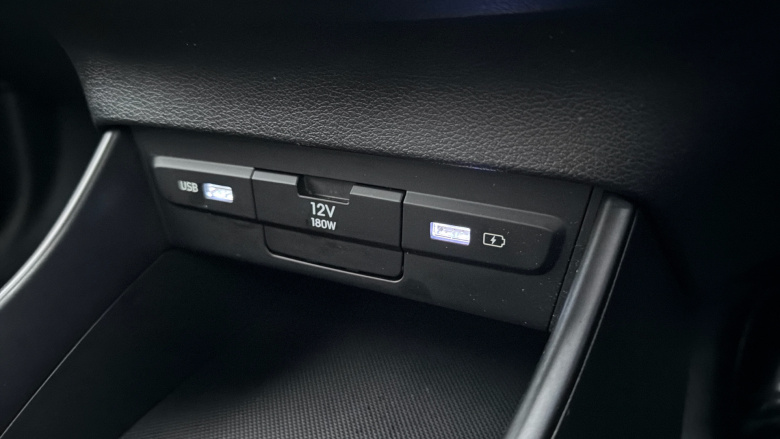 Hyundai i20 1.0T GDi 48V MHD SE Connect 5dr Petrol Hatchback